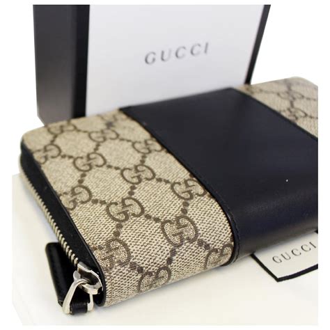 gucci supreme black wallet